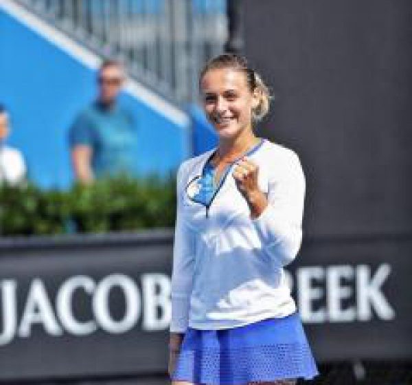 TENIS: Ana Bogdan s-a calificat în semifinalele turneului de la Monterrey