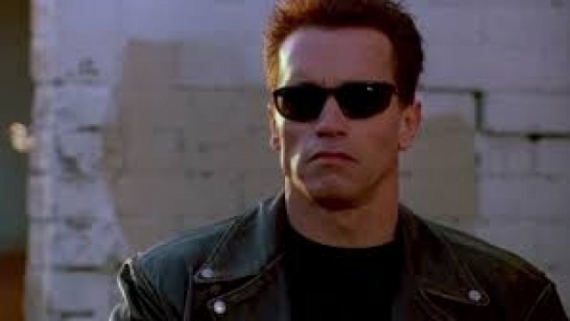 INTERVENŢIE CHIRURGICALĂ: Arnold Schwarzenegger, externat după ce a fost operat pe cord INTERVENŢIE CHIRURGICALĂ: Arnold Schwarzenegger, externat după ce a fost operat pe cord
