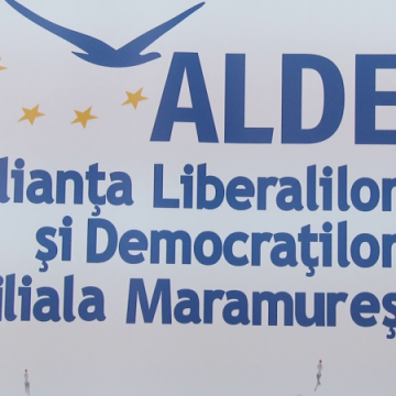 CORNELIA NEGRUŢ (ALDE): "Acest județ este condus de PSD și de PMP, dar să amintim PSD-ului că noi suntem la guvernare cu dânșii" CORNELIA NEGRUŢ (ALDE): "Acest județ este condus de PSD și de PMP, dar să amintim PSD-ului că noi suntem la guvernare cu dânșii"