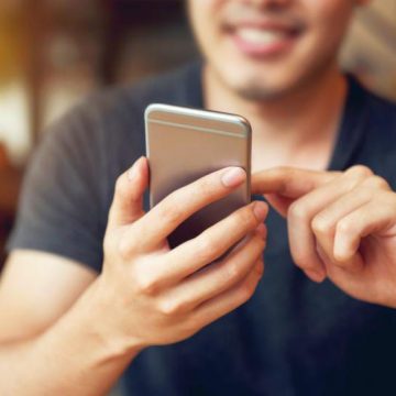 ANALIZĂ: Câtă voce și internet mobil consumă românii ANALIZĂ: Câtă voce și internet mobil consumă românii