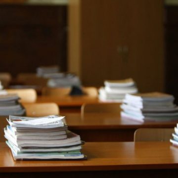 Ministerul Educației a deschis apelul „Programul național pentru reducerea abandonului școlar, runda a II-a – școli mici”