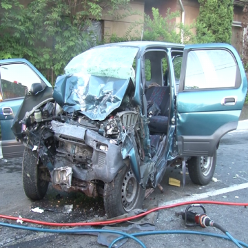 SIGURANŢA RUTIERĂ: Cele mai grave accidente, prezentate şoferilor cu abateri la regimul circulaţiei pe drumurile publice
