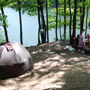 UTIL PENTRU TURIȘTI: Reguli care trebuie respectate la picnic