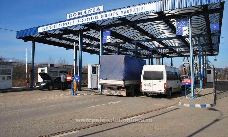 VOIA SCHENGEN: Irakian prins de polițiștii de frontieră maramureșeni după ce a intrat ilegal în țară VOIA SCHENGEN: Irakian prins de polițiștii de frontieră maramureșeni după ce a intrat ilegal în țară
