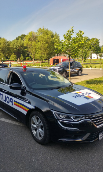 ÎN MISIUNE CU MAȘINI NOI: Poliția Maramureș spune că va interveni mai prompt și eficient în trafic