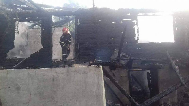 SITUAȚII DE URGENȚĂ DE RUSALII: Pompierii au lichidat incendii în Ieud, Iapa, Borșa și Vișeu de Sus SITUAȚII DE URGENȚĂ DE RUSALII: Pompierii au lichidat incendii în Ieud, Iapa, Borșa și Vișeu de Sus