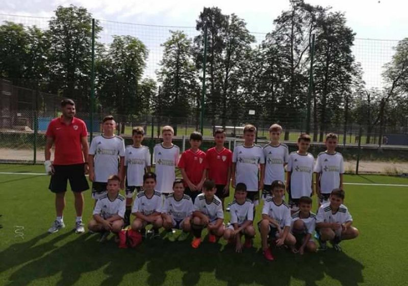 FOTBAL: Sporting Recea, două victorii la turneul zonal FOTBAL: Sporting Recea, două victorii la turneul zonal