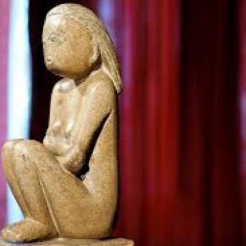 FĂRĂ SOLUŢII: Sculptura lui Brâncuşi "Cuminţenia Pământului", emblematică pentru fosta guvernare, "abandonată" la muzeu