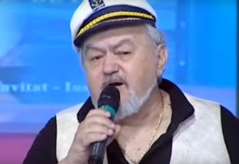 ÎN STARE GRAVĂ: Alexandru Jula, cunoscut cântăreţ de muzică uşoară, internat la spitalul din Galaţi ÎN STARE GRAVĂ: Alexandru Jula, cunoscut cântăreţ de muzică uşoară, internat la spitalul din Galaţi