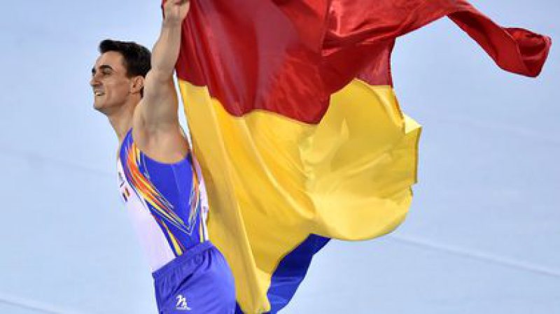 INTERZIS LA CUPA MONDIALĂ: Gimnastul Marian Drăgulescu ar putea avea probleme mari de sănătate INTERZIS LA CUPA MONDIALĂ: Gimnastul Marian Drăgulescu ar putea avea probleme mari de sănătate