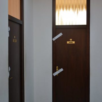 SCANDAL: Angajații primăriei au intrat în grevă pe perioadă nedeterminată după mai multe incidente SCANDAL: Angajații primăriei au intrat în grevă pe perioadă nedeterminată după mai multe incidente