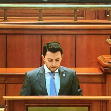 VLAD DURUȘ (USR): ”Dragnea și Tăriceanu se pun la adăpost. Revenirea la sistemul juridic sovietic”