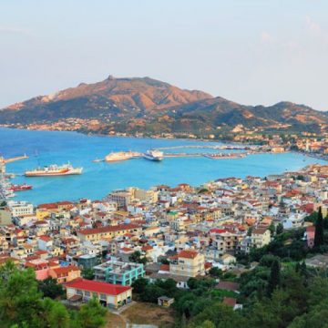 OFERTĂ DE VACANŢĂ: Sejur în Zakynthos – insula ţestoaselor