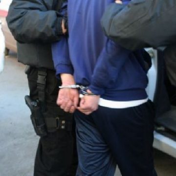SIGHET: Arestat pentru înşelătorie