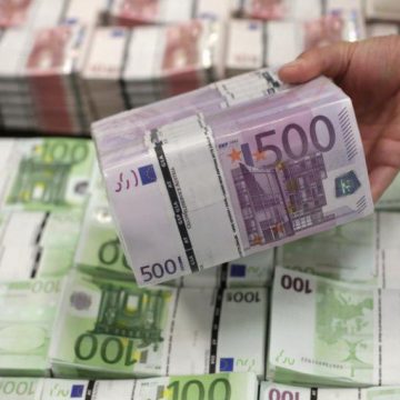 ATENŢIE: Încă o propunere a Guvernului care-i va afecta pe românii din străinătate ATENŢIE: Încă o propunere a Guvernului care-i va afecta pe românii din străinătate