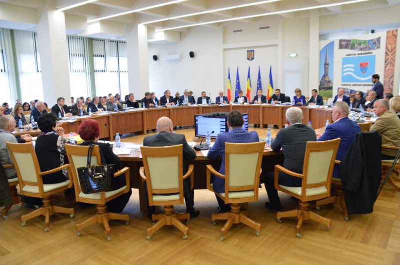 E NEVOIE DE BANI: Consiliul Județean are de gând să contracteze un credit E NEVOIE DE BANI: Consiliul Județean are de gând să contracteze un credit