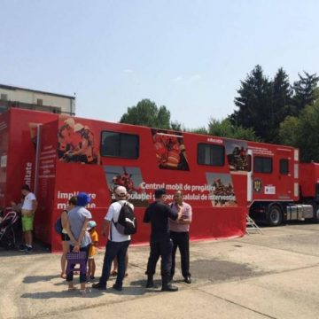 CURSURI PENTRU PUBLIC: Maramureșenii sunt așteptați sâmbătă și duminică la Caravana SMURD CURSURI PENTRU PUBLIC: Maramureșenii sunt așteptați sâmbătă și duminică la Caravana SMURD