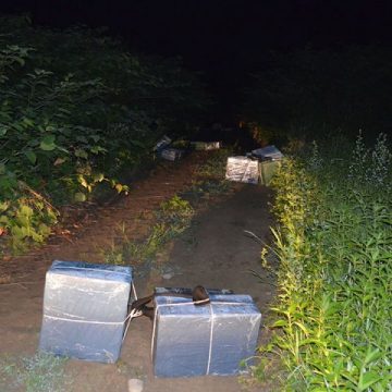 CONTRABANDĂ: Peste 16.000 de pachete de țigări confiscate CONTRABANDĂ: Peste 16.000 de pachete de țigări confiscate