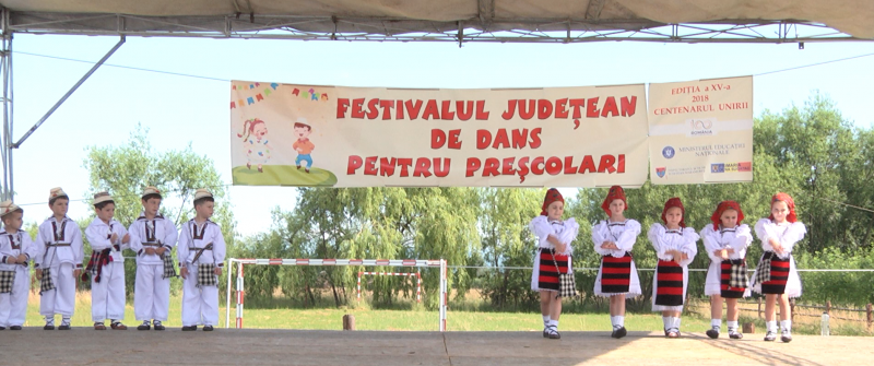 REPORTAJUL ZILEI: Festival de dans pentru prichindei REPORTAJUL ZILEI: Festival de dans pentru prichindei