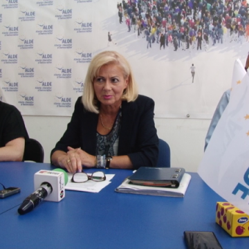 PĂȚEȘTI, VORBA CEEA: Cei de la ALDE s-au ars cu spațiul pe care l-au cerut Consiliului Local PĂȚEȘTI, VORBA CEEA: Cei de la ALDE s-au ars cu spațiul pe care l-au cerut Consiliului Local
