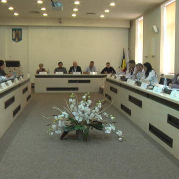REPORTAJUL ZILEI: Organizarea concursurilor pentru manageri la Centrul Cultural și la Muzeul Maramureșean, amânată iar REPORTAJUL ZILEI: Organizarea concursurilor pentru manageri la Centrul Cultural și la Muzeul Maramureșean, amânată iar