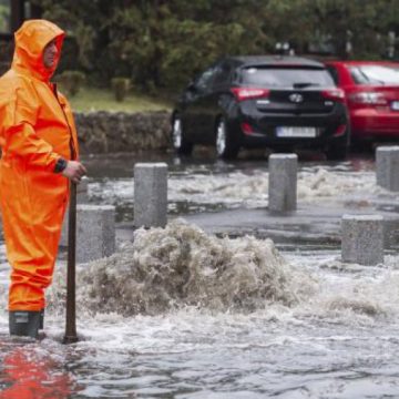 METEO: Vremea se răcește considerabil în luna iulie METEO: Vremea se răcește considerabil în luna iulie