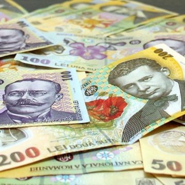 CREŞTE ROBOR: Vești proaste pentru datornicii la bănci CREŞTE ROBOR: Vești proaste pentru datornicii la bănci