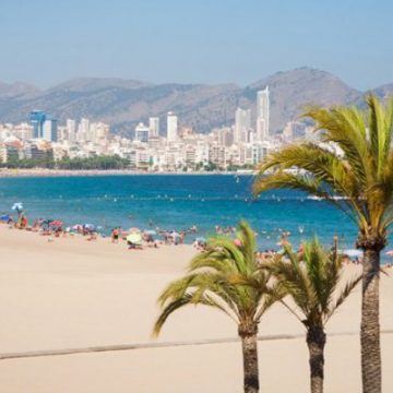 ADVERTORIAL: Spania – destinaţia ta de vacanţă pentru această vară ADVERTORIAL: Spania – destinaţia ta de vacanţă pentru această vară