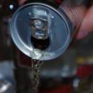 PROIECT: Dacă vor vinde băuturi energizante celor sub 18 ani, comercianții vor risca amenzi drastice PROIECT: Dacă vor vinde băuturi energizante celor sub 18 ani, comercianții vor risca amenzi drastice