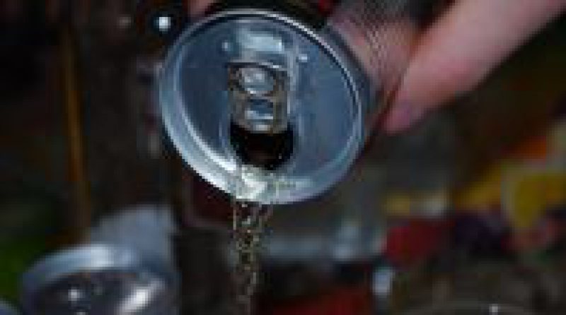 PROIECT: Dacă vor vinde băuturi energizante celor sub 18 ani, comercianții vor risca amenzi drastice PROIECT: Dacă vor vinde băuturi energizante celor sub 18 ani, comercianții vor risca amenzi drastice