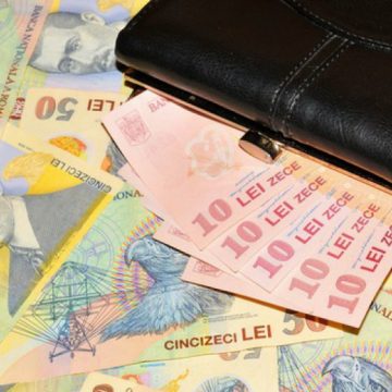 RAPORT: Cât de bogaţi suntem. Românii au o avere de 400 miliarde euro, care este maximul ultimilor nouă ani