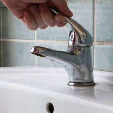 VITAL: Locuitorii din cartierul Firiza rămân joi fără apă