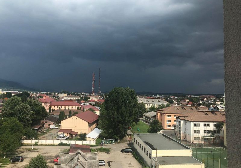 COD GALBEN ÎN MARAMUREȘ: Averse cu caracter torențial, descărcări electrice frecvente, intensificări ale vântului COD GALBEN ÎN MARAMUREȘ: Averse cu caracter torențial, descărcări electrice frecvente, intensificări ale vântului