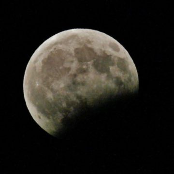 ECLIPSA TOTALĂ DE LUNĂ DIN 27 IULIE: Cel mai îndelungat fenomen de acest fel din acest secol ECLIPSA TOTALĂ DE LUNĂ DIN 27 IULIE: Cel mai îndelungat fenomen de acest fel din acest secol