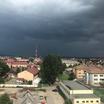 MARAMUREŞ: Cod galben de furtuni şi ploi. Vezi localităţile afectate