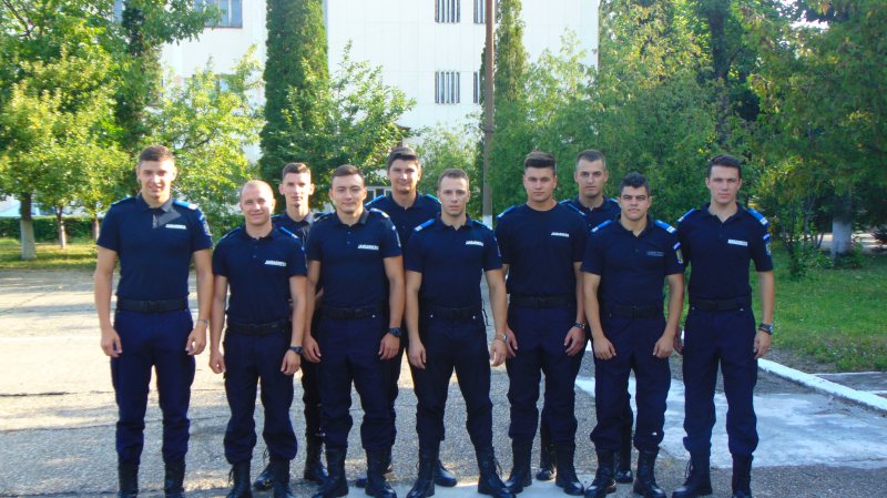 FORȚE PROASPETE: 10 absolvenţi ai şcolilor militare de subofiţeri au ajuns la Jandarmeria Maramureș FORȚE PROASPETE: 10 absolvenţi ai şcolilor militare de subofiţeri au ajuns la Jandarmeria Maramureș