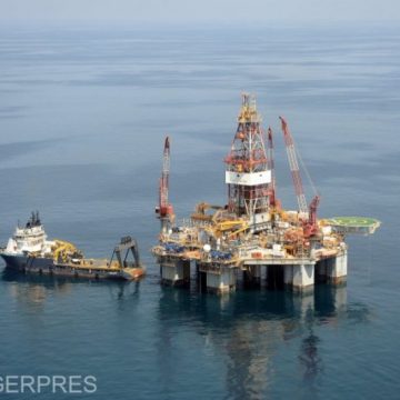50% INDEPENDENŢĂ ENERGETICĂ: A fost adoptată Legea care stabileşte cum se exploatează gazele din Marea Neagră 50% INDEPENDENŢĂ ENERGETICĂ: A fost adoptată Legea care stabileşte cum se exploatează gazele din Marea Neagră