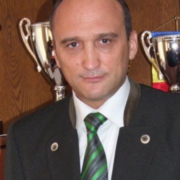 L-AU TAXAT: Fostul deputat Pavel Horj, retrogradat din funcţia de șef al Ocolului Silvic Dragomireşti L-AU TAXAT: Fostul deputat Pavel Horj, retrogradat din funcţia de șef al Ocolului Silvic Dragomireşti