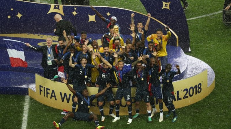 CM 2018: Franța este noua campioană mondială la fotbal CM 2018: Franța este noua campioană mondială la fotbal
