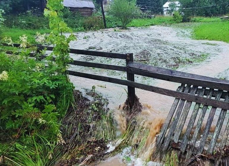 MARAMUREŞ: Pagube de 3,8 milioane de lei produse de fenomenele hidrometeorologice periculoase în luna iulie MARAMUREŞ: Pagube de 3,8 milioane de lei produse de fenomenele hidrometeorologice periculoase în luna iulie