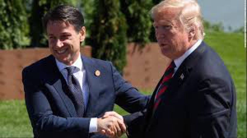VIZITĂ LA CASA ALBĂ: Donald Trump l-a felicitat pe premierul italian Giuseppe Conte pentru măsurile antiimigraţie VIZITĂ LA CASA ALBĂ: Donald Trump l-a felicitat pe premierul italian Giuseppe Conte pentru măsurile antiimigraţie