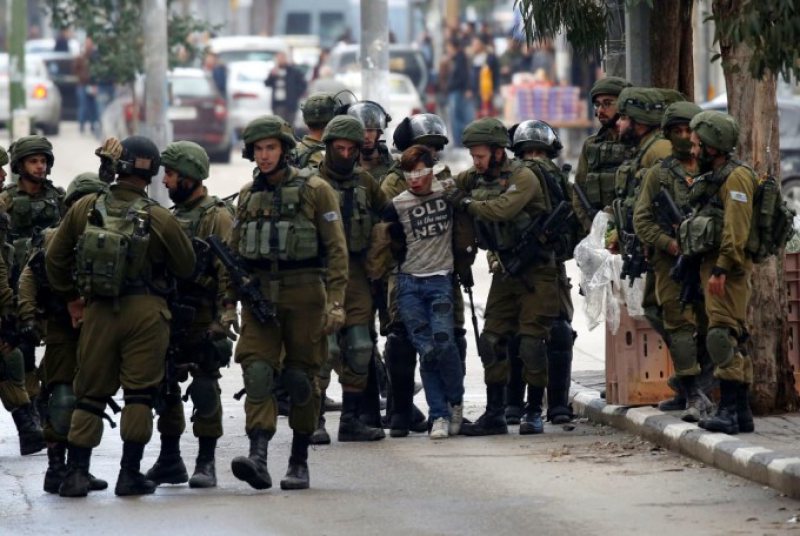 INCIDENT: Un israelian a decedat, alţi doi au fost răniţi, în urma unui atac cu cuţitul în Cisiordania INCIDENT: Un israelian a decedat, alţi doi au fost răniţi, în urma unui atac cu cuţitul în Cisiordania