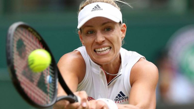 PE URMELE LUI STEFFI GRAF: Angelique Kerber a triumfat la Wimbledon după ce a învins-o pe Serena Williams, în finală PE URMELE LUI STEFFI GRAF: Angelique Kerber a triumfat la Wimbledon după ce a învins-o pe Serena Williams, în finală