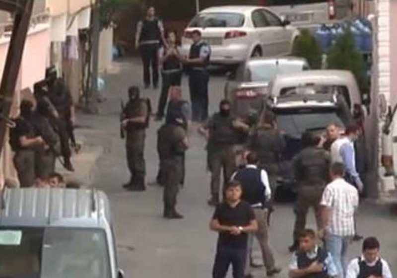 ATENTAT ÎN CENTRUL ORAŞULUI KABUL: Cel puţin şapte persoane au murit ATENTAT ÎN CENTRUL ORAŞULUI KABUL: Cel puţin şapte persoane au murit