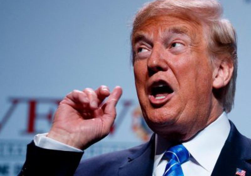 NEMULŢUMIT: Donald Trump avertizează prin Twitter că va investiga platforma de microblogging