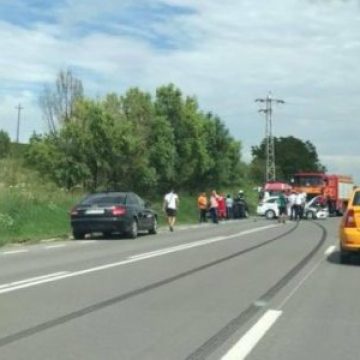 ACCIDENT: Patru persoane, între care un copil de cinci ani, rănite ACCIDENT: Patru persoane, între care un copil de cinci ani, rănite