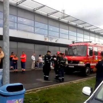 PRIMELE CONCLUZII: Substanţa analizată la Aeroportul Sibiu, identică cu cea din spray-ul suspect. Peste 600 de persoane au fost afectate de incident