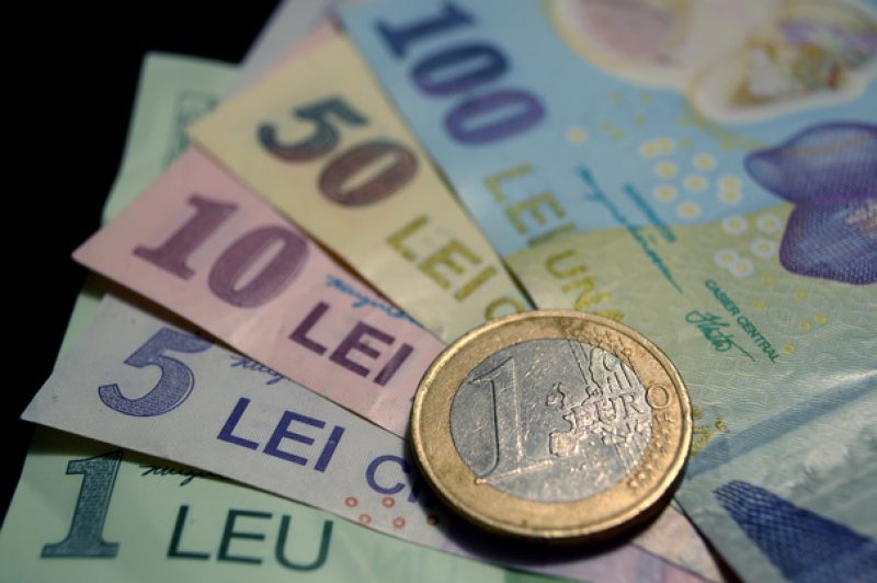 PIAȚA BANILOR: Weekend bunicel pentru leu PIAȚA BANILOR: Weekend bunicel pentru leu