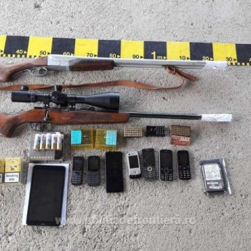 ACȚIUNE DE AMPLOARE: Zeci de percheziții în mai multe județe, între care și Maramureș. S-au găsit și arme