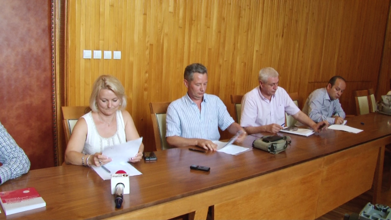 PROTESTE: Grevă a sindicaliștilor din sport și tineret PROTESTE: Grevă a sindicaliștilor din sport și tineret